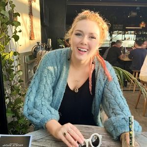 Meet your Posher, Eloise